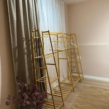 Cozy 31 With Garden, Bbq & Free Parking Διαμέρισμα