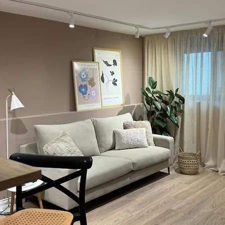 Cozy 31 With Garden, Bbq & Free Parking Διαμέρισμα *