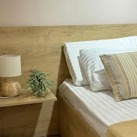 Cozy 31 With Garden, Bbq & Free Parking Τίρανα