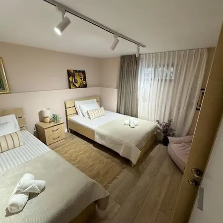 Cozy 31 With Garden, Bbq & Free Parking Διαμέρισμα *
